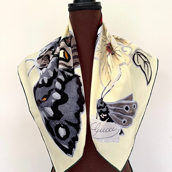 New Gucci Scarf Logo Kris Knight Butterfly Flora Silk Wrap with Gucci Gift Box - Picture 14 of 14